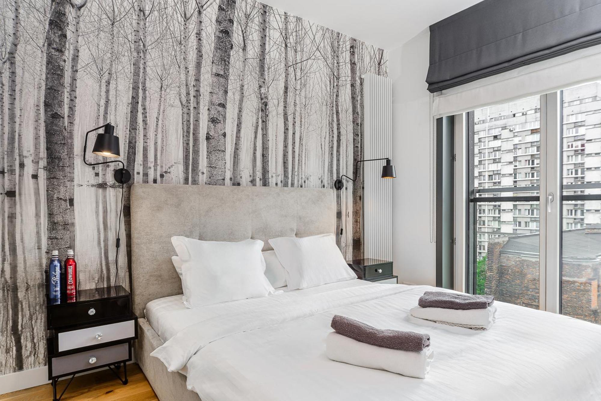 Premium With Free Parking & Balcony Mennica * Warsaw