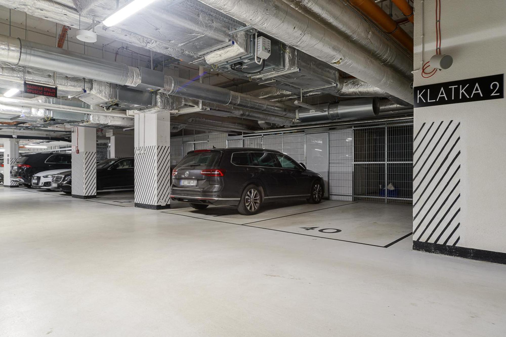 Apartment Premium With Free Parking & Balcony Mennica
